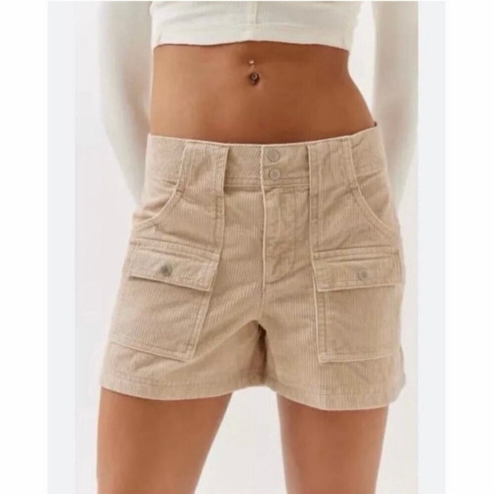 BDG Urban Outfitters Corduroy Cargo Shorts Beige Cream Utility Size 4